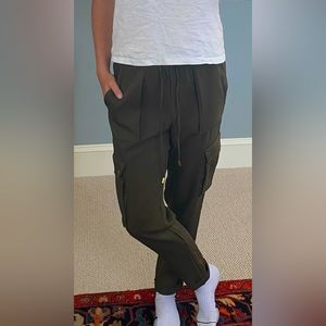 Women's H&M Cargo Joggers Size US 6